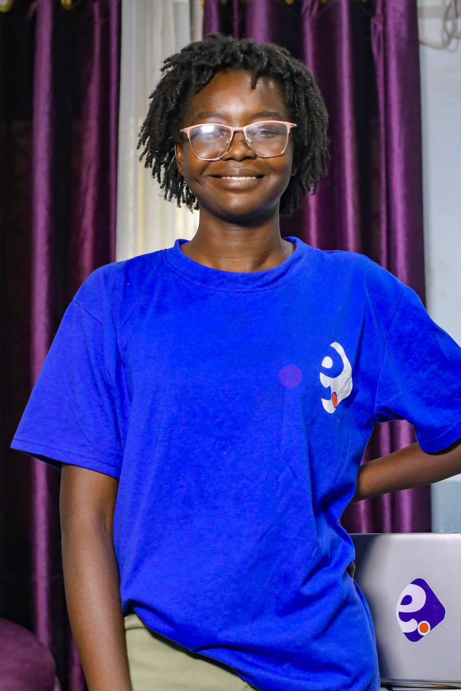 Équipe ElitCom travaillant ensemble